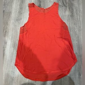 Lululemon tank